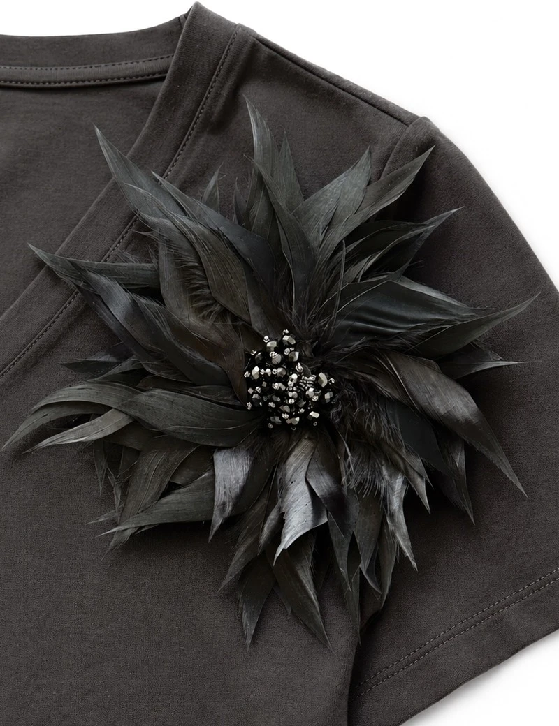 Blossom T-Shirt Black - Image 2
